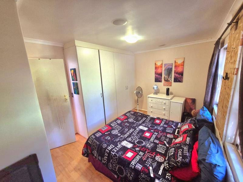 2 Bedroom Property for Sale in Durbanville Western Cape